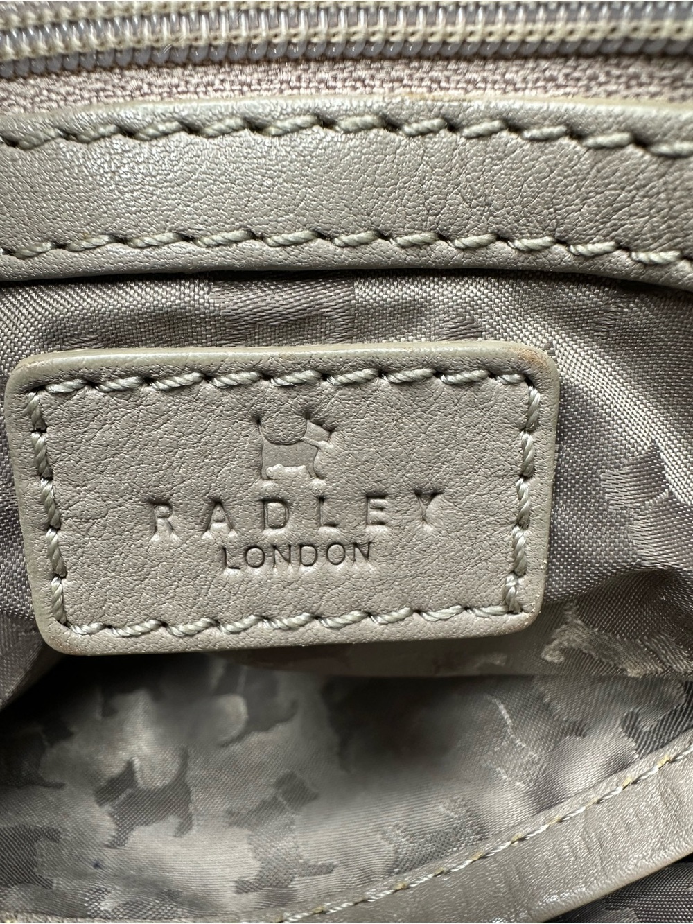 Radley London Pebbled Leather Satchel Crossbody Shoulder Bag Purse - Picture 10 of 10